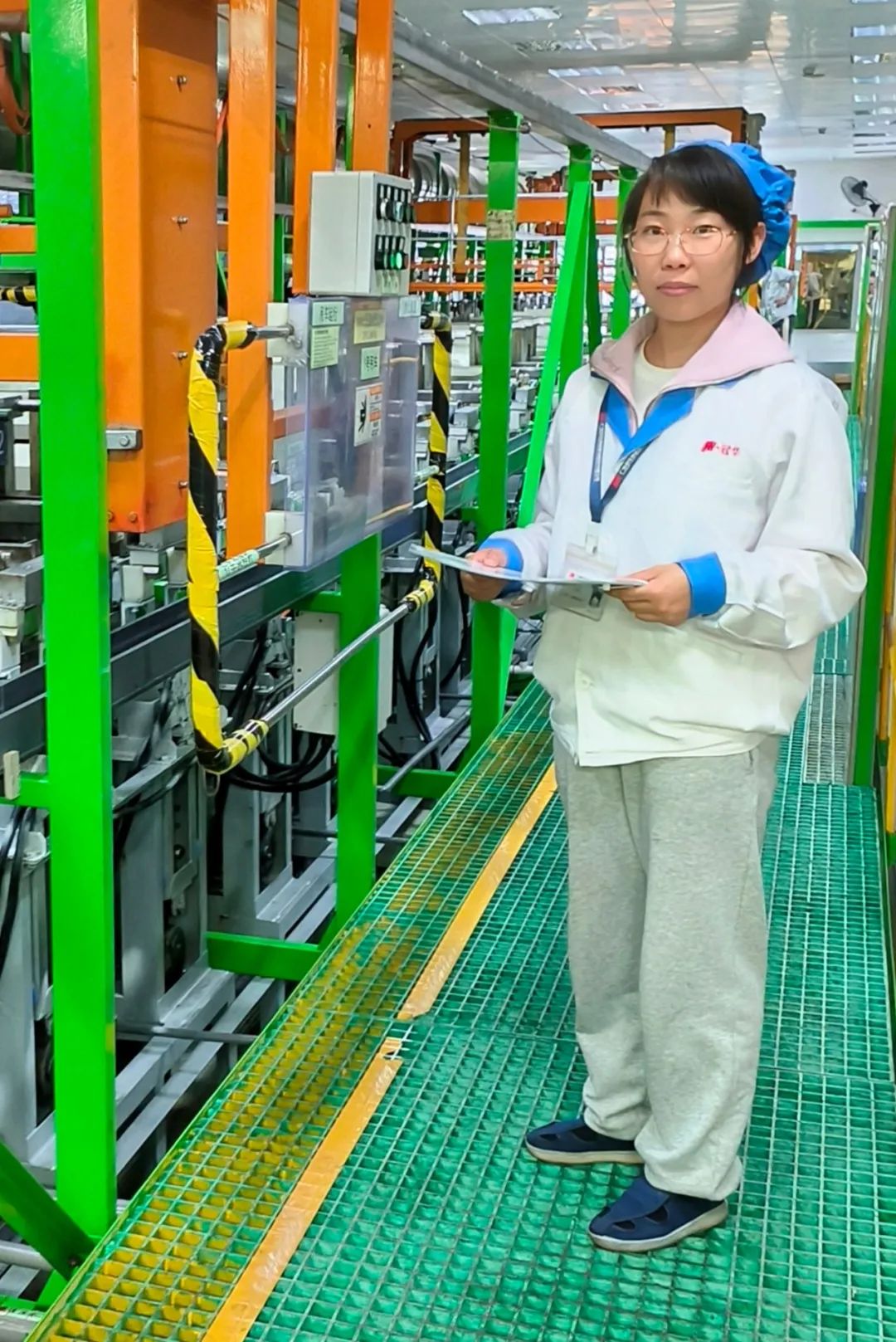 她力量|亚星游戏官网高科体系主管、广东省优秀异地务工人员马金凤：争做质量体系“先锋官”