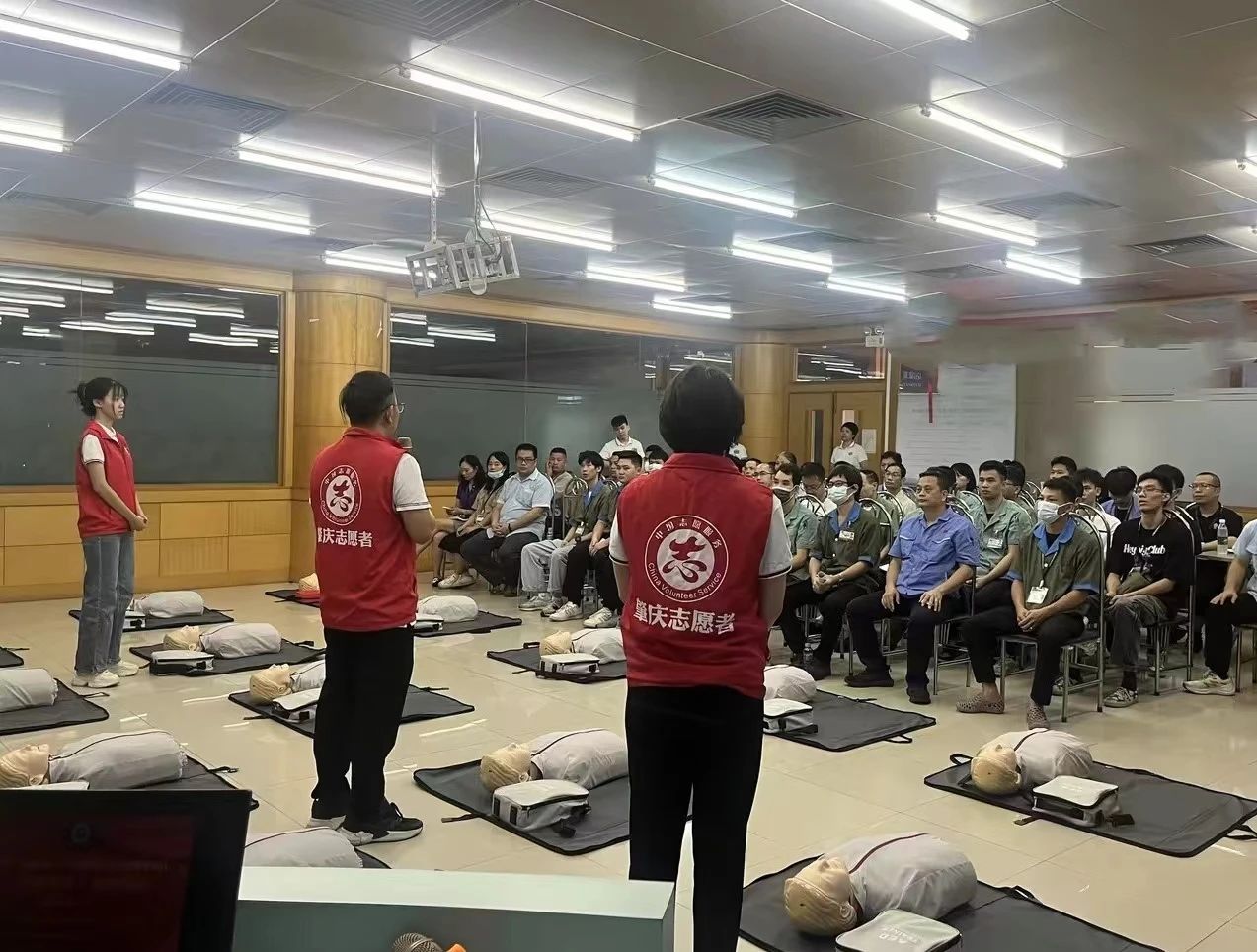 安全生产月||亚星游戏官网高科开展“健康相伴，救护同行”急救知识培训
