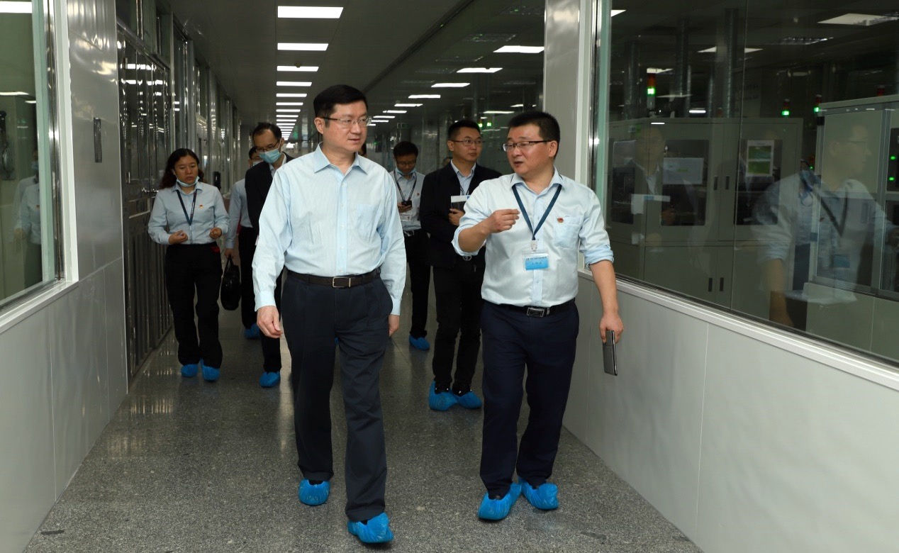 亚星游戏官网高科刘伟董事长带队到冠华分公司调研